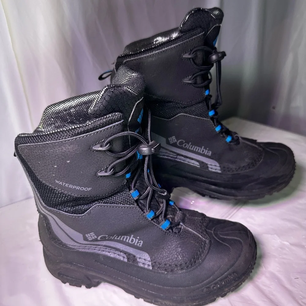 Columbia Black Boots with Blue Highlights